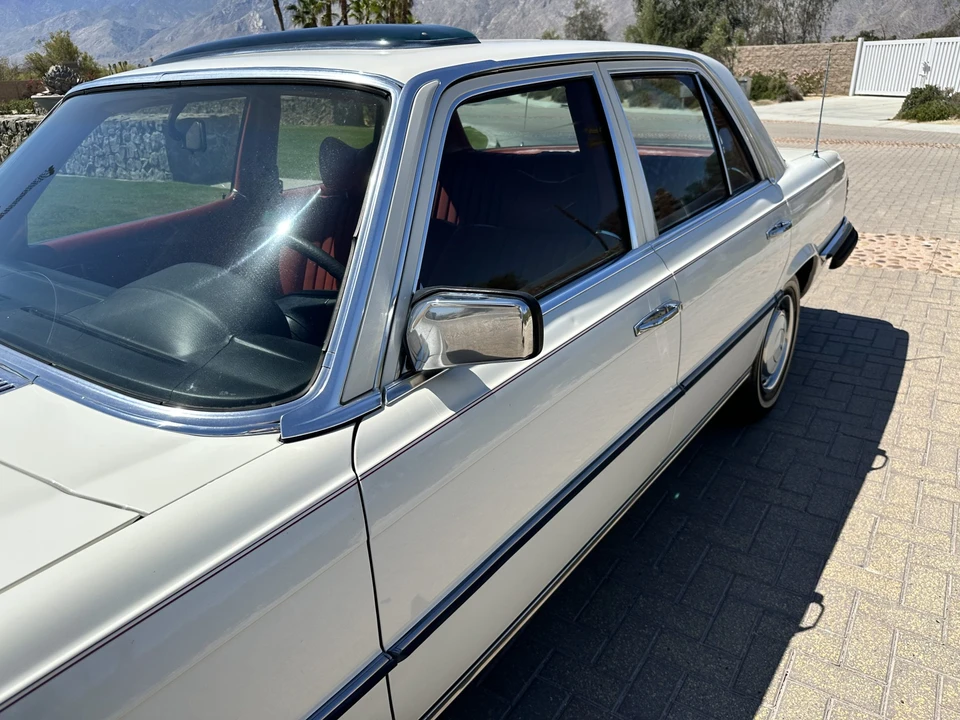 1975 Mercedes-Benz W116 S-Class - Image 19 of 31