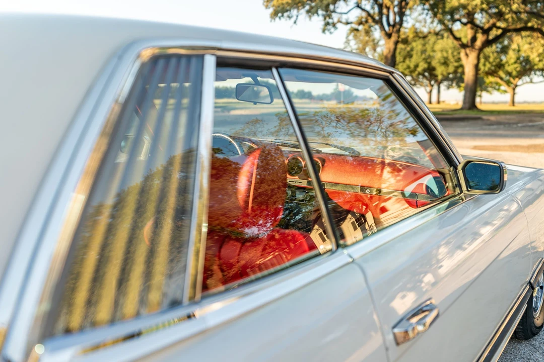 1975 Mercedes-Benz C107 SLC - Image 29 of 31
