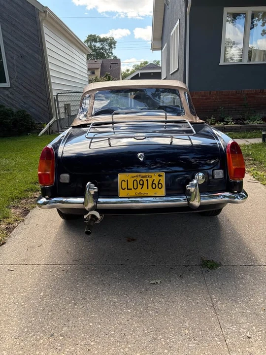 1975 MG MGB Roadster - Image 2 of 9