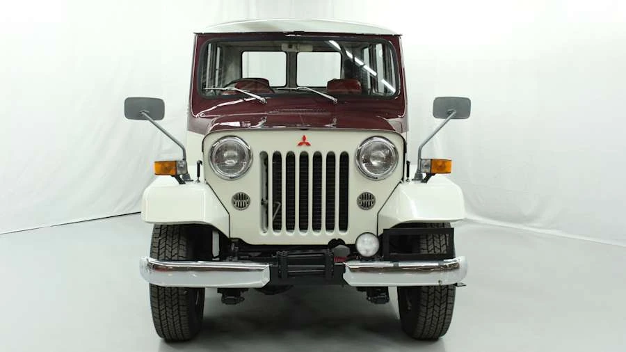 1975 Mitsubishi - Image 4 of 31