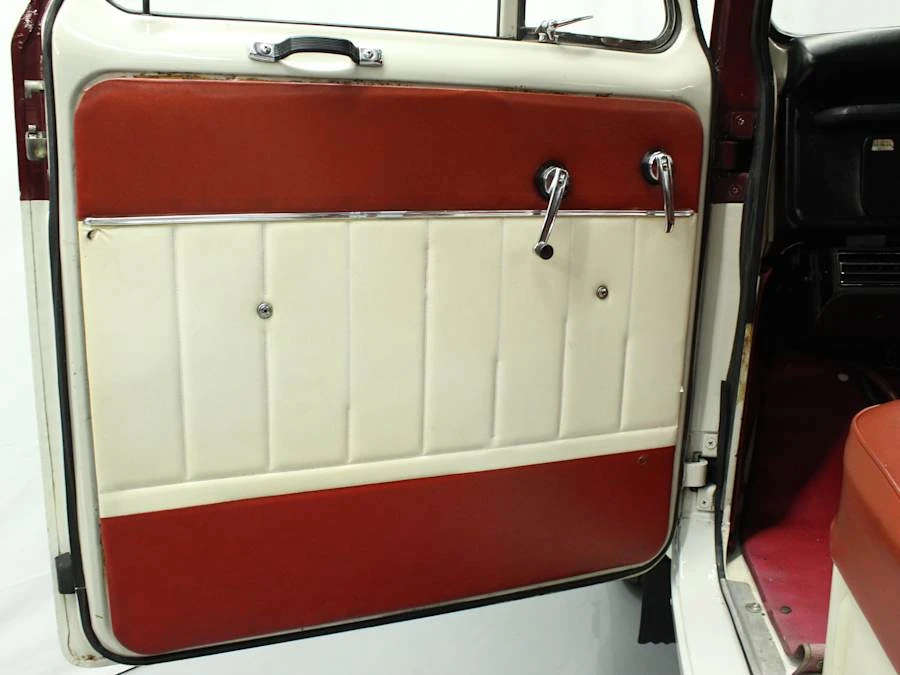 1975 Mitsubishi - Image 30 of 31