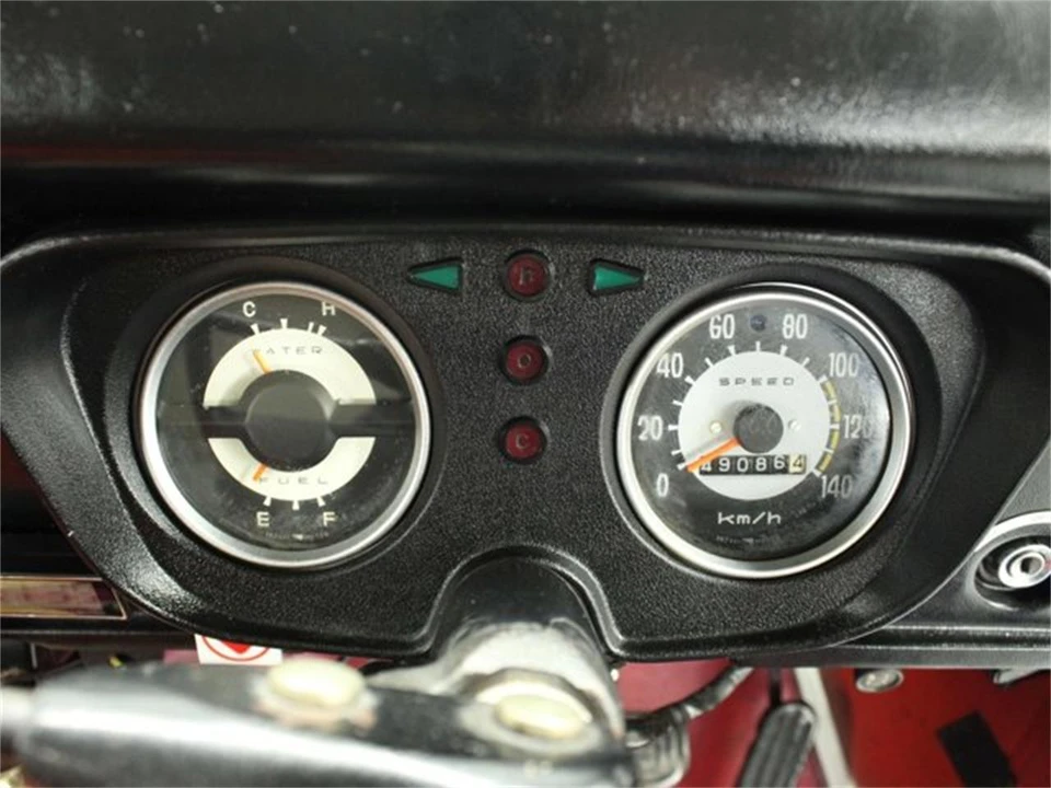 1975 Mitsubishi - Image 11 of 31