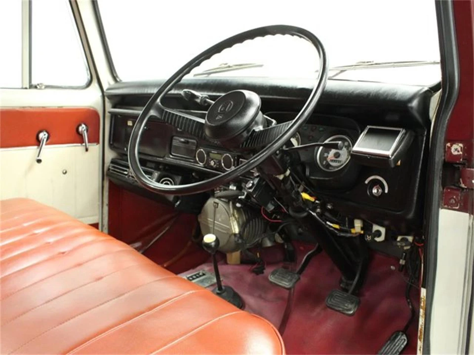 1975 Mitsubishi - Image 10 of 31