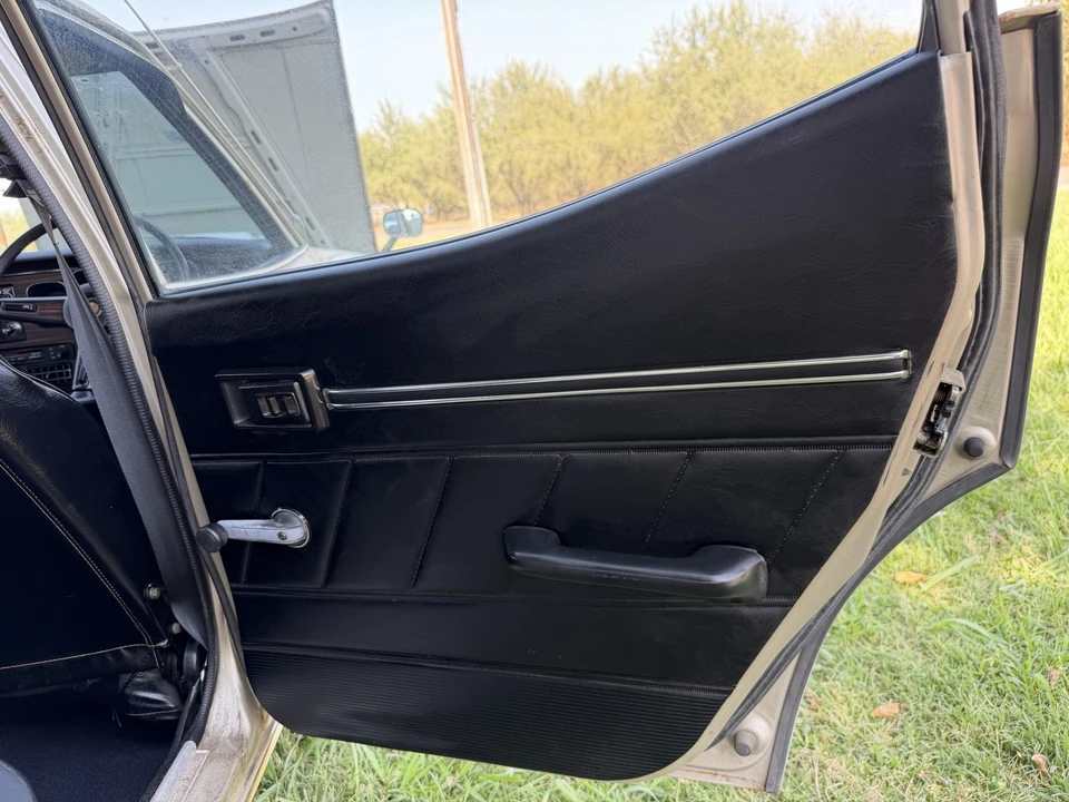 1975 Nissan - Image 10 of 26