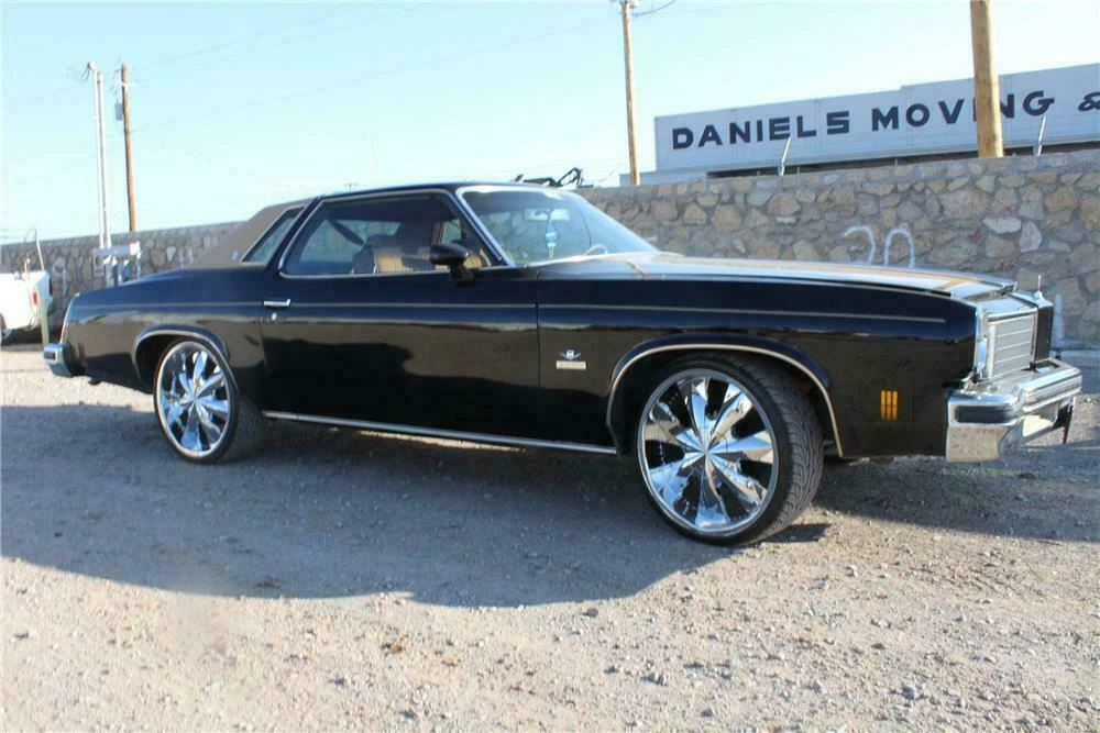 1975 Oldsmobile Cutlass 4th Gen - Image 2 of 3