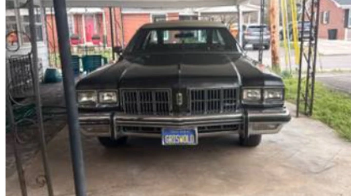 1975 Oldsmobile Custom Cruiser - Image 3 of 21