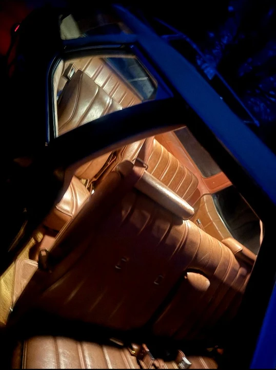 1975 Oldsmobile Custom Cruiser - Image 11 of 21