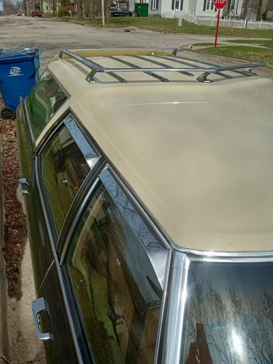 1975 Oldsmobile Custom Cruiser - Image 17 of 21