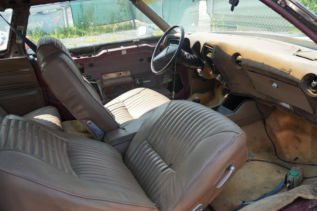 1975 Oldsmobile Cutlass 4th Gen - Image 13 of 31