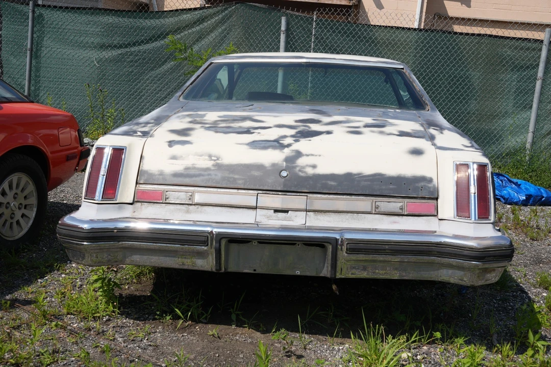 1975 Oldsmobile Cutlass 4th Gen - Image 3 of 31