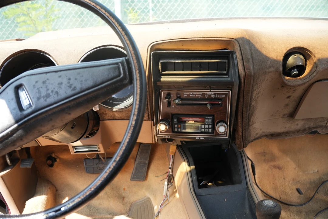 1975 Oldsmobile Cutlass 4th Gen - Image 18 of 31