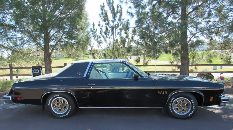 1975 Oldsmobile Cutlass 4th Gen - Image 2 of 4
