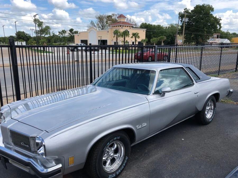 1975 Oldsmobile Cutlass 4th Gen - Image 3 of 8