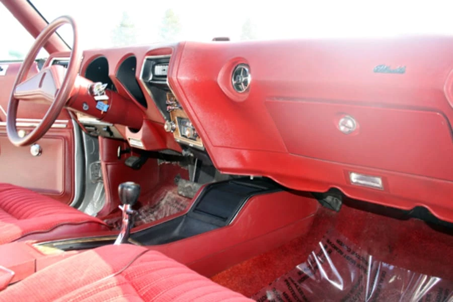 1975 Oldsmobile Cutlass 4th Gen - Image 4 of 5
