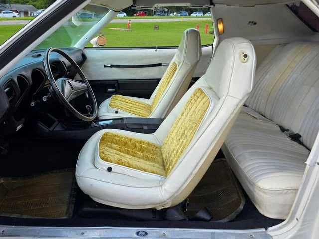 1975 Oldsmobile Cutlass 4th Gen - Image 12 of 24