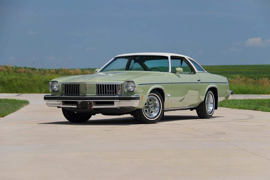 1975 Oldsmobile Cutlass 4th Gen - Image 15 of 28