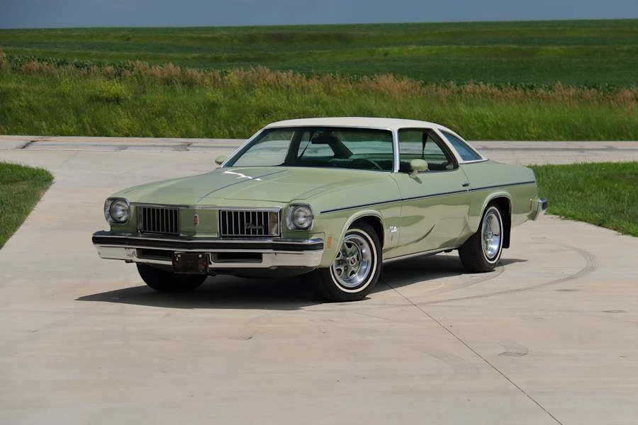 1975 Oldsmobile Cutlass 4th Gen - Image 14 of 28