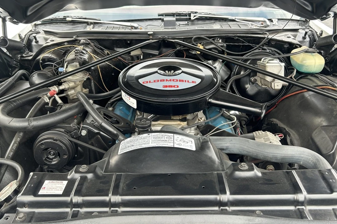 1975 Oldsmobile Cutlass 4th Gen - Image 6 of 8