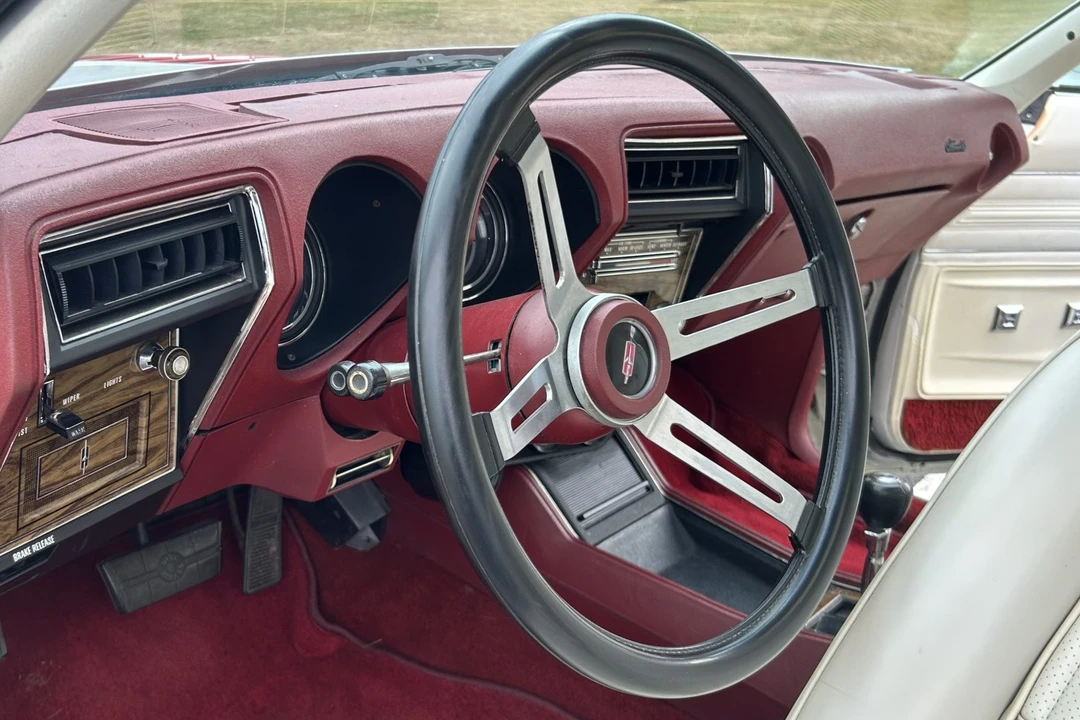 1975 Oldsmobile Cutlass 4th Gen - Image 5 of 8