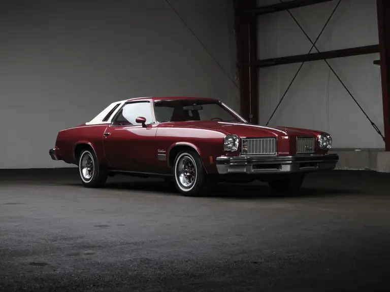 1975 Oldsmobile Cutlass Supreme - Image 2 of 2