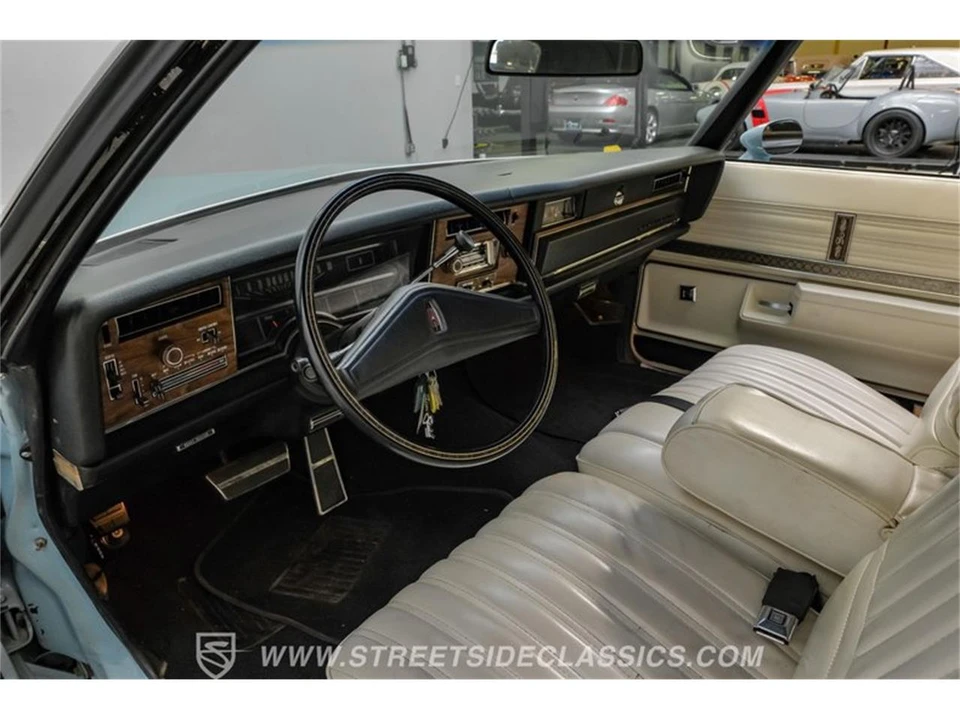 1975 Oldsmobile 88 - Image 4 of 31