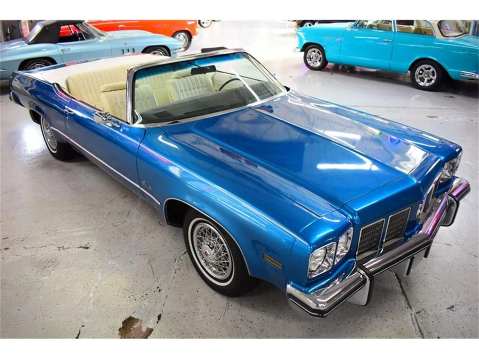 1975 Oldsmobile 88 - Image 2 of 31