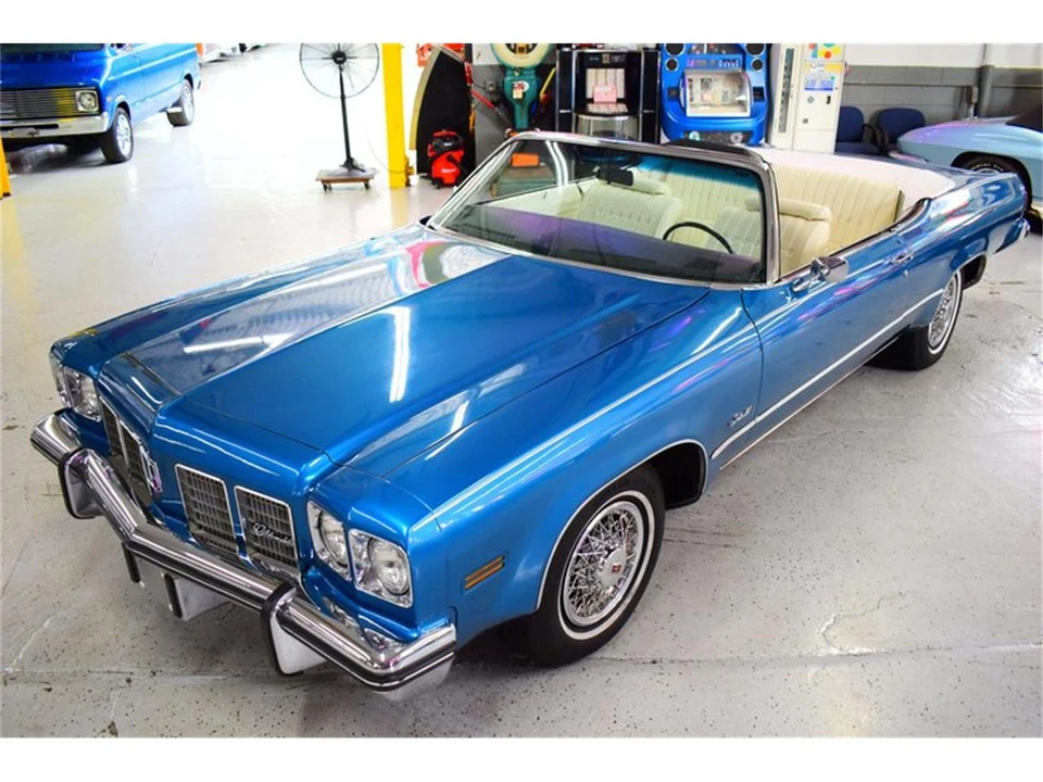 1975 Oldsmobile 88 - Image 24 of 31