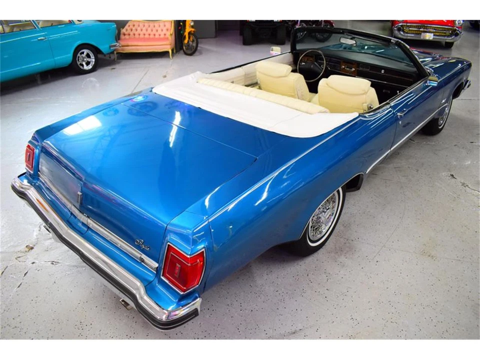 1975 Oldsmobile 88 - Image 10 of 31