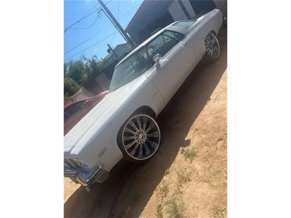 1975 Oldsmobile 88 - Image 2 of 3