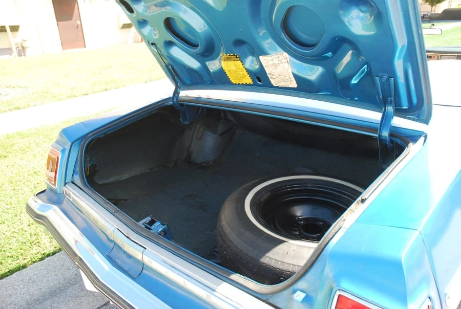 1975 Oldsmobile 88 - Image 8 of 12