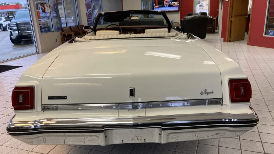1975 Oldsmobile 88 - Image 4 of 31