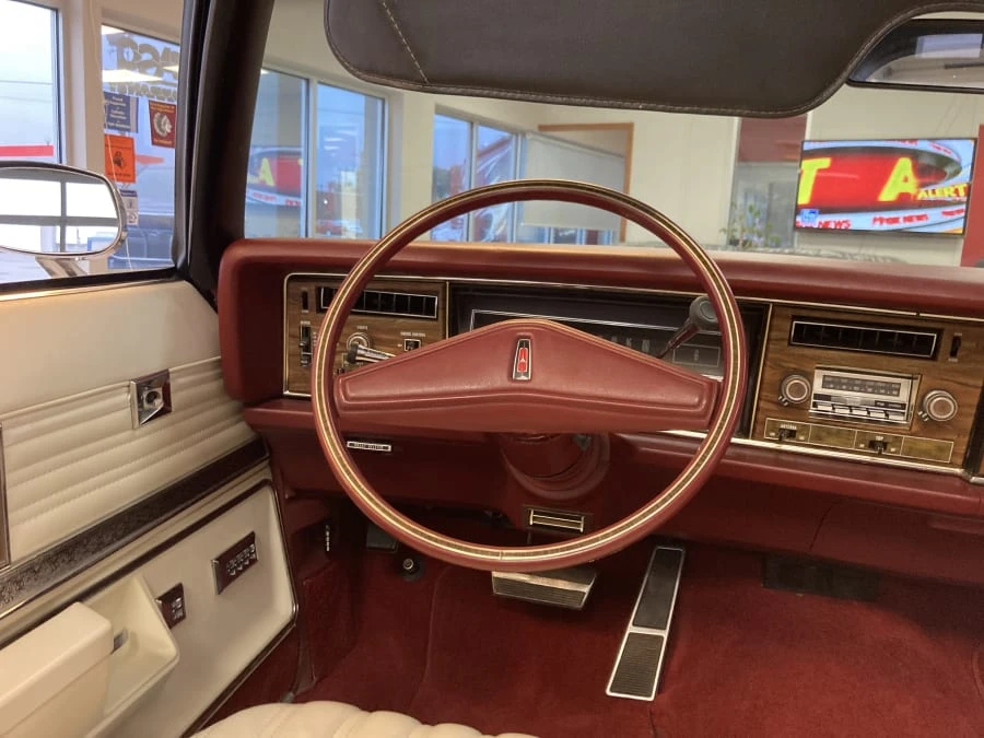 1975 Oldsmobile 88 - Image 20 of 31