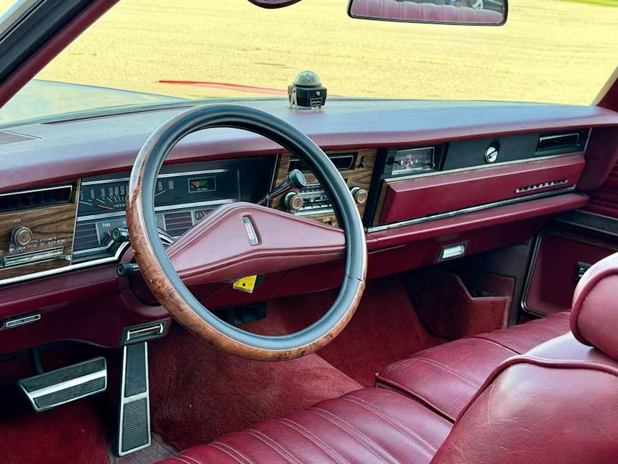 1975 Oldsmobile 88 - Image 26 of 29