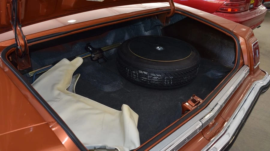 1975 Oldsmobile 88 - Image 7 of 9