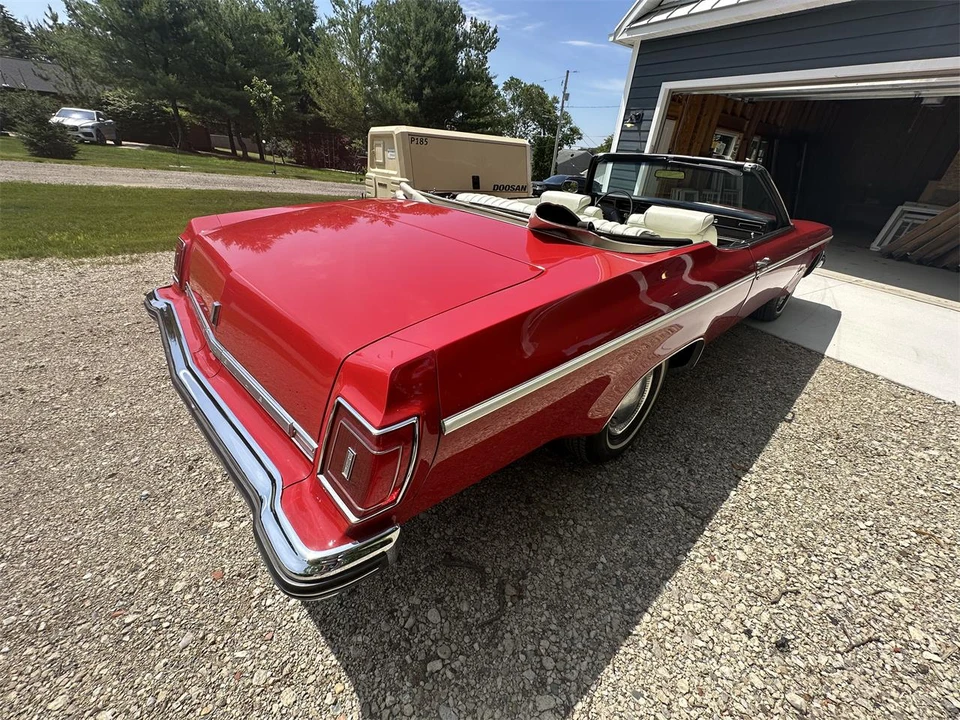 1975 Oldsmobile 88 - Image 18 of 31