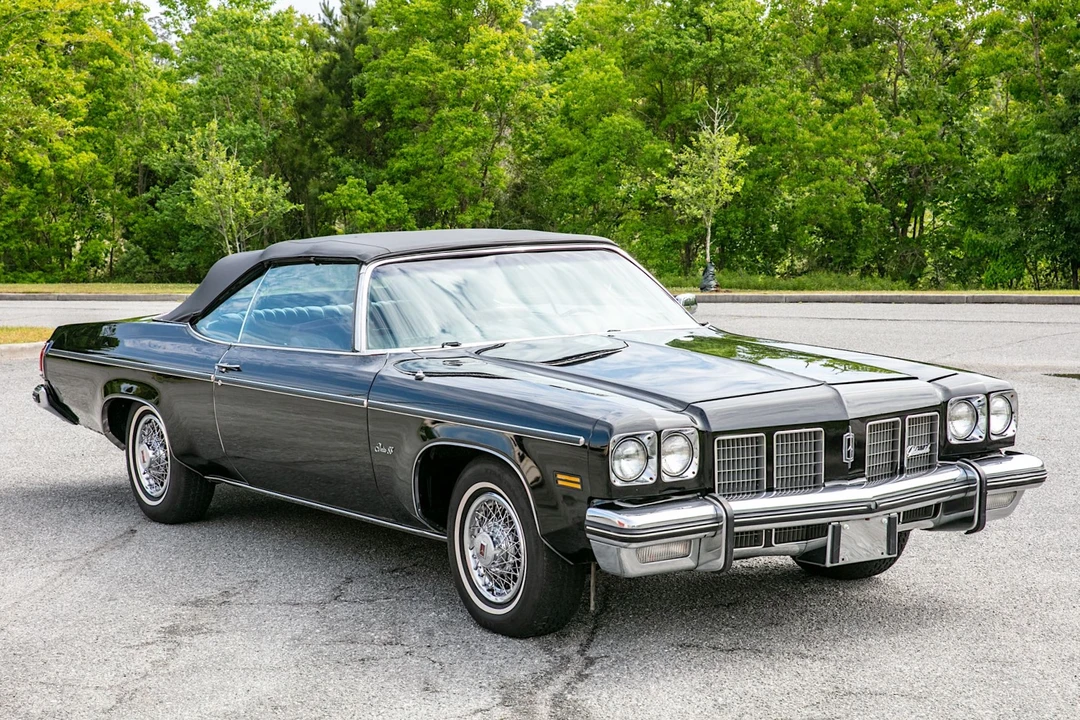 1975 Oldsmobile 88 - Image 4 of 31