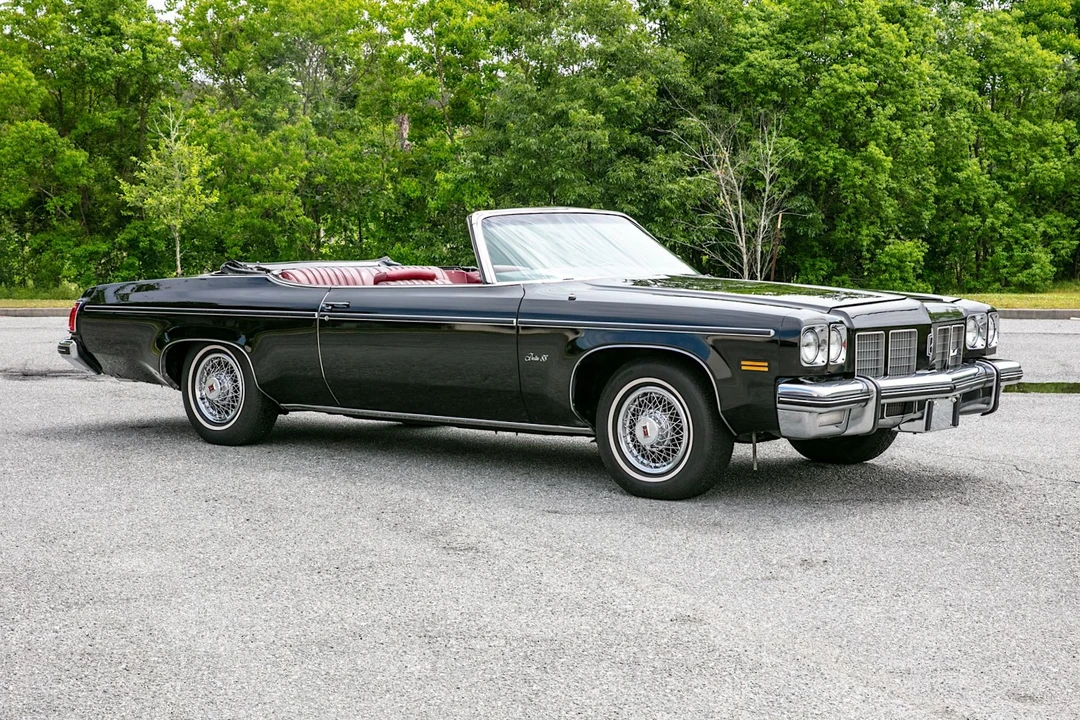 1975 Oldsmobile 88 - Image 2 of 31