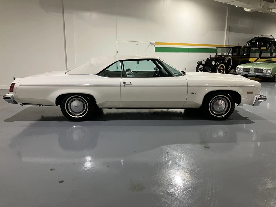1975 Oldsmobile 88 - Image 2 of 31