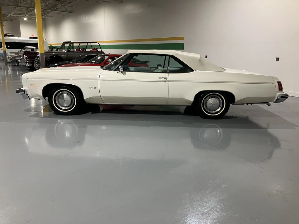 1975 Oldsmobile 88 - Image 6 of 31