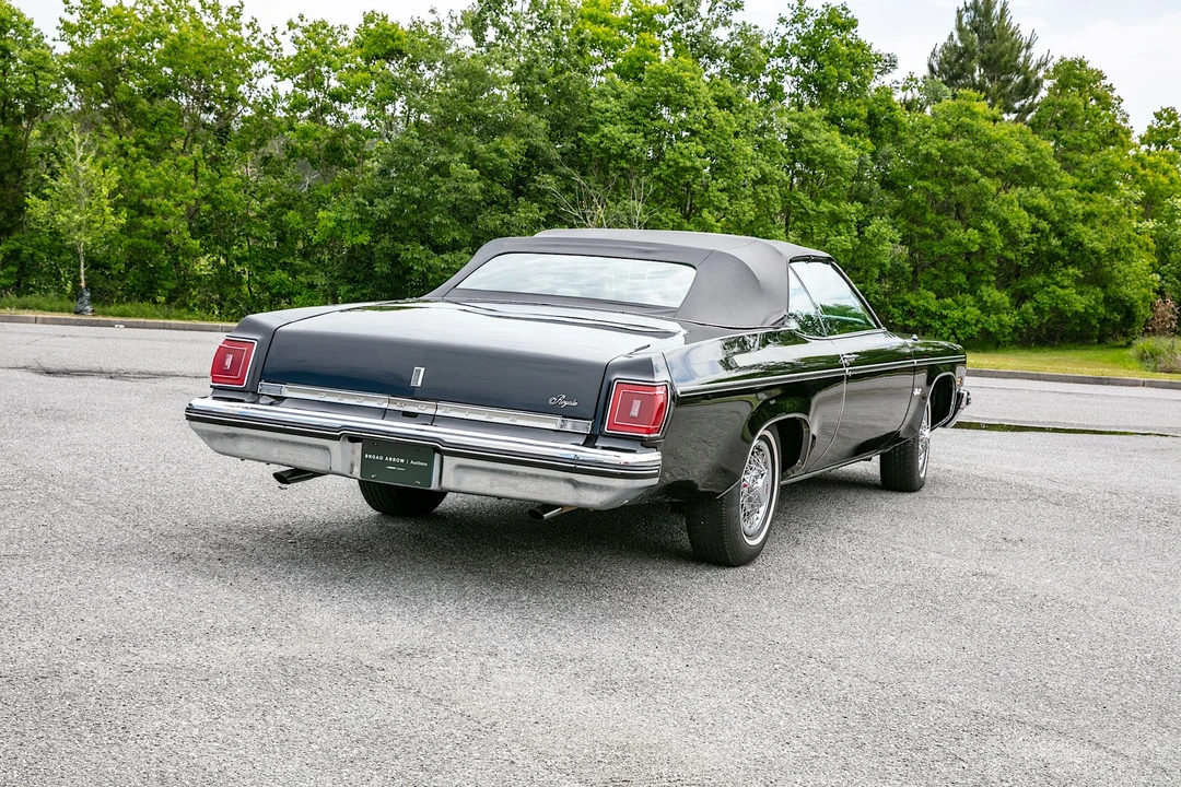 1975 Oldsmobile 88 - Image 10 of 31