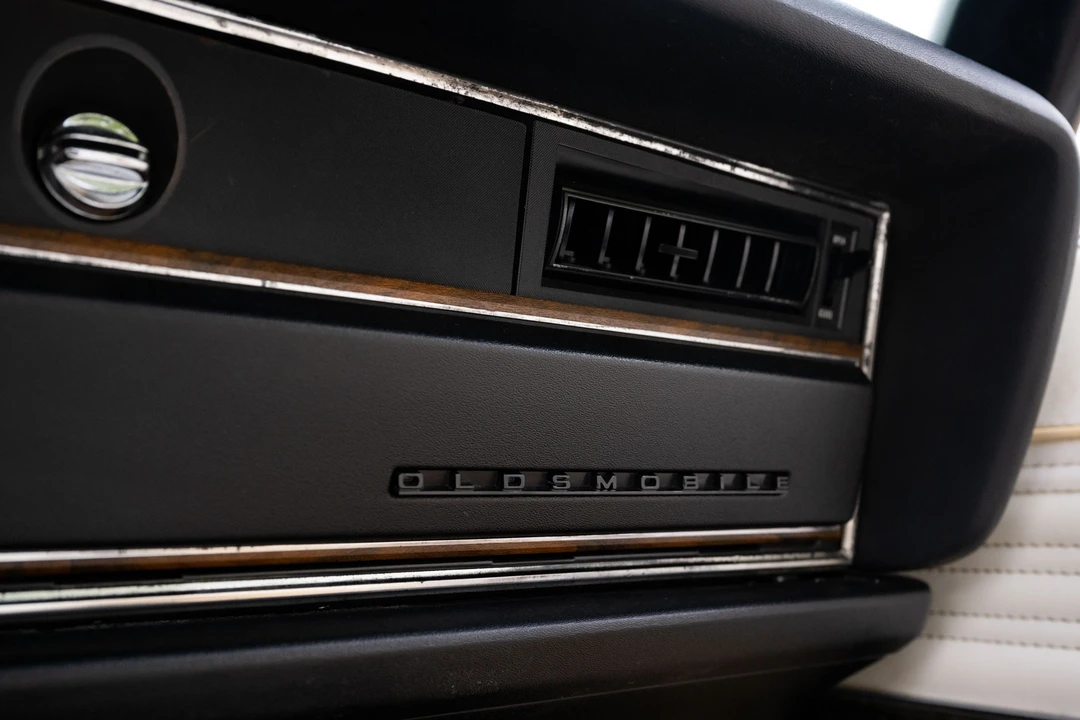 1975 Oldsmobile 88 - Image 4 of 31