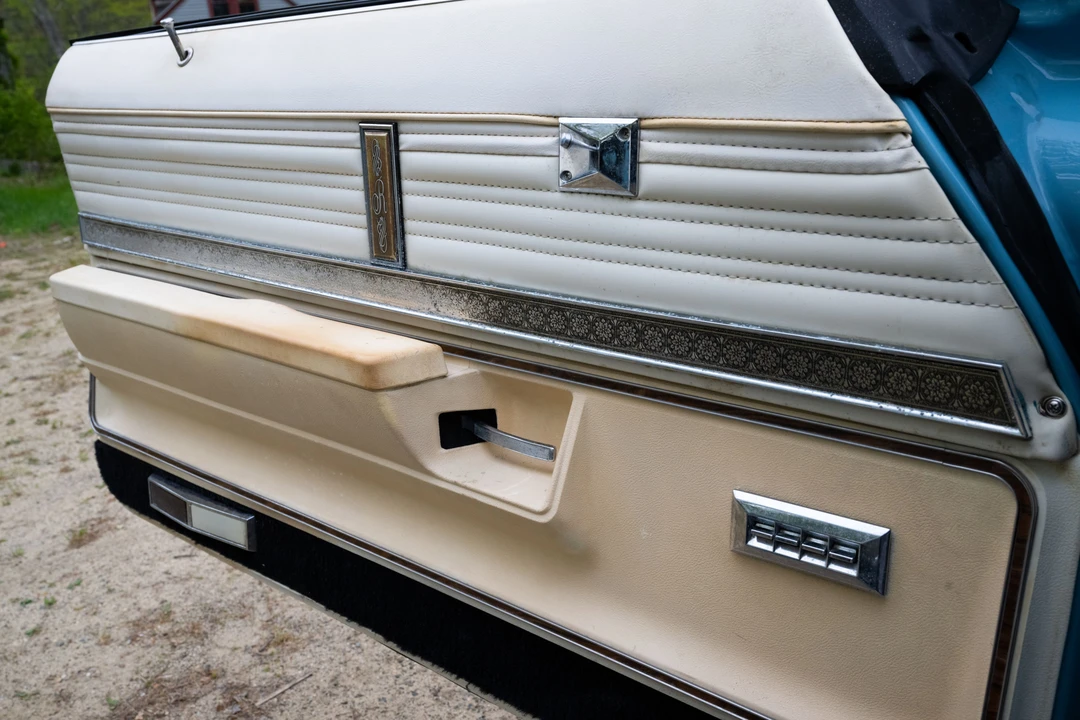 1975 Oldsmobile 88 - Image 3 of 31