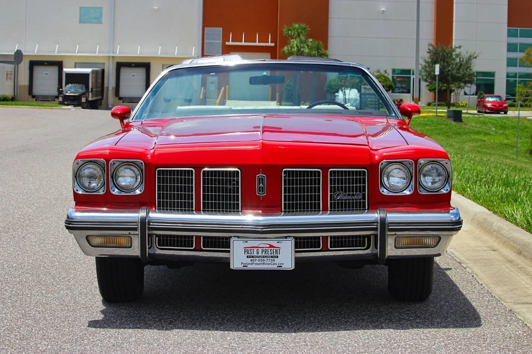 1975 Oldsmobile 88 - Image 10 of 31