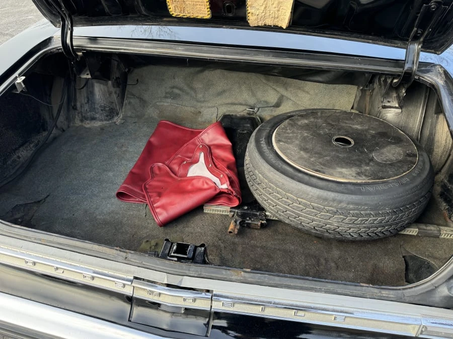 1975 Oldsmobile 88 - Image 11 of 11
