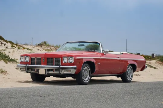1975 Oldsmobile Delta 88 Royale Convertible
