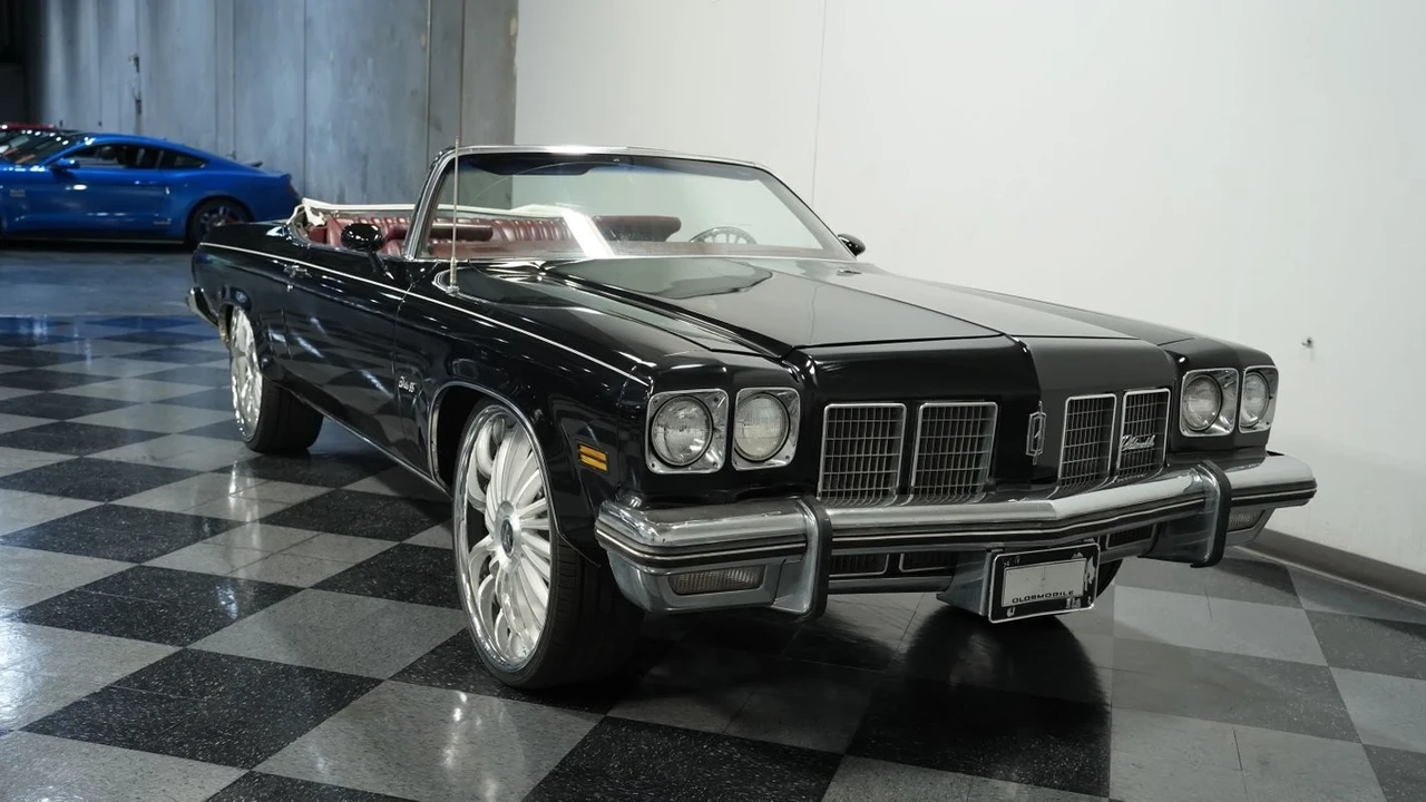 1975 Oldsmobile 88 - Image 15 of 21