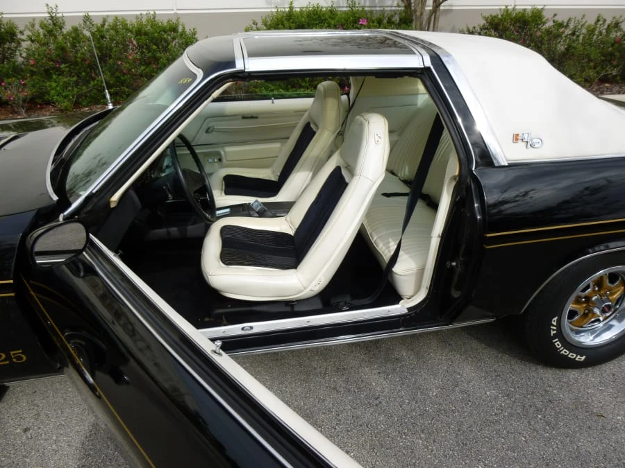 1975 Oldsmobile Hurst/Olds - Image 5 of 8