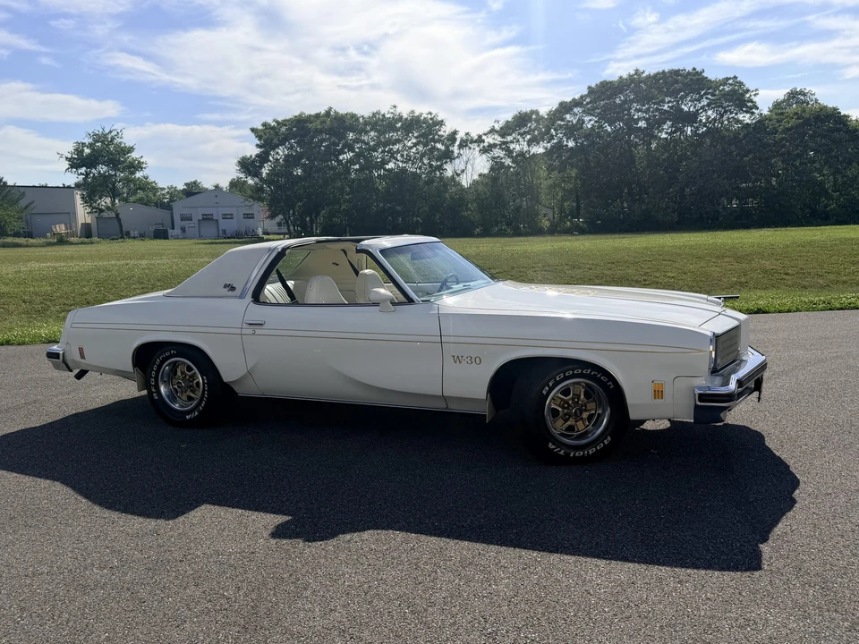 1975 Oldsmobile Hurst/Olds - Image 13 of 31