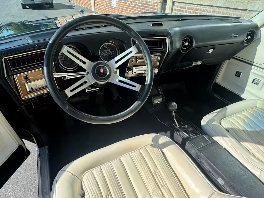 1975 Oldsmobile Hurst/Olds - Image 10 of 15