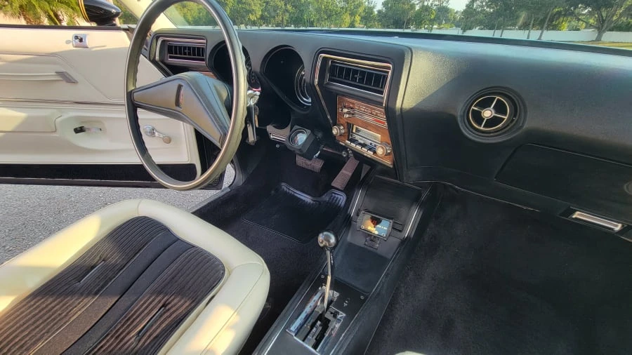 1975 Oldsmobile Hurst/Olds - Image 16 of 27